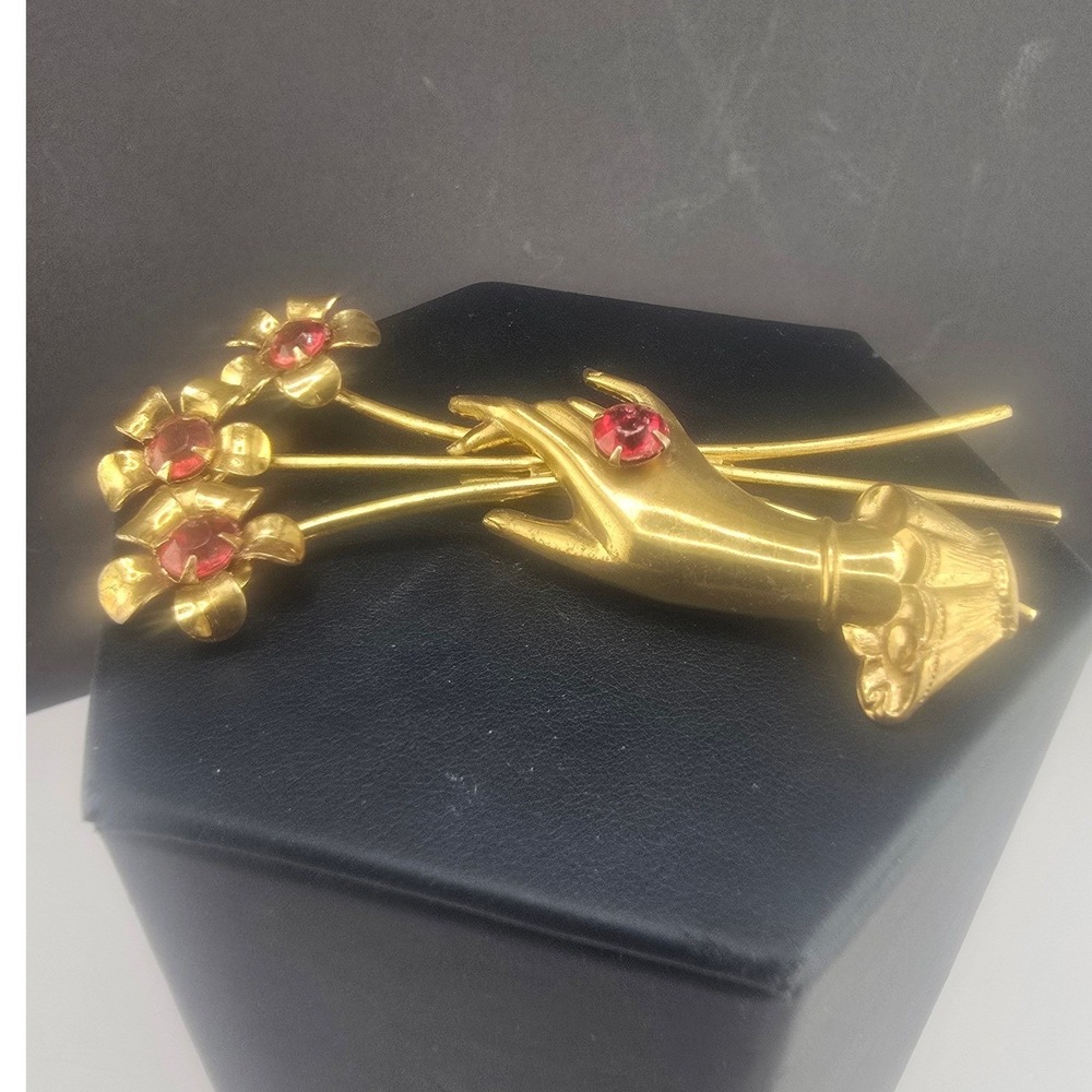Vintage Estate Brooch Gold Red Rhinestone Hand Holding Flowers Figural Pin 3in
